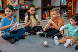 Brink Mobil aposta na educação lúdica com equipamentos que têm intencionalidade pedagógica.