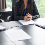 Alex Nabuco dos Santos analisa como os juros altos afetam a classe média no financiamento de imóveis.