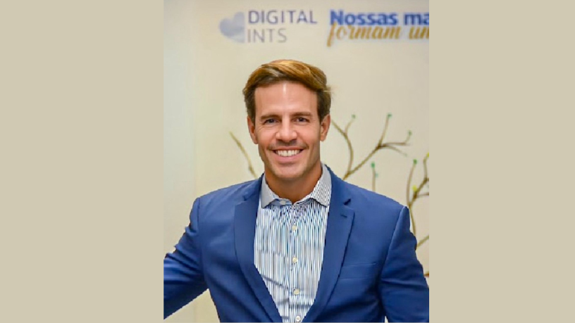 Para Ian dos Anjos Cunha, liderar é despertar o pensamento crítico — formando mentes preparadas para transformar o futuro.