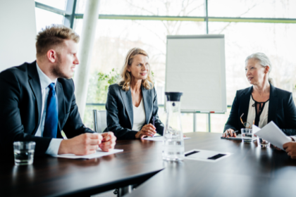 Bráulio Henrique Dias Viana destaca como a gestão empresarial moderna exige inovação constante para acompanhar as mudanças do mercado.