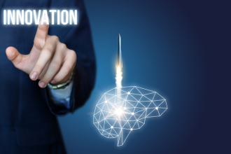 Capacitar inovação distribuída é transformar cada colaborador em protagonista das soluções do futuro — uma visão defendida por Alfredo Moreira Filho.