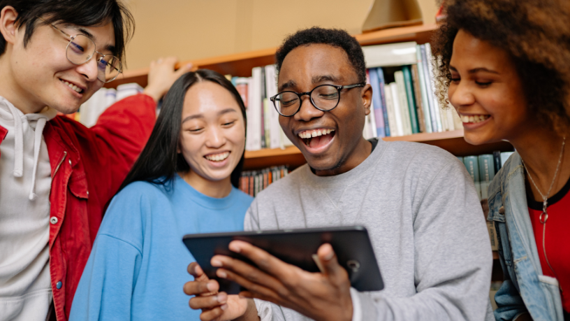 Tablets na Educação: Como a Tecnologia Está Transformando o Ensino na Bahia