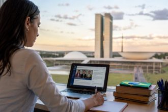 Representação das Mulheres na Política ganha força com formação online gratuita